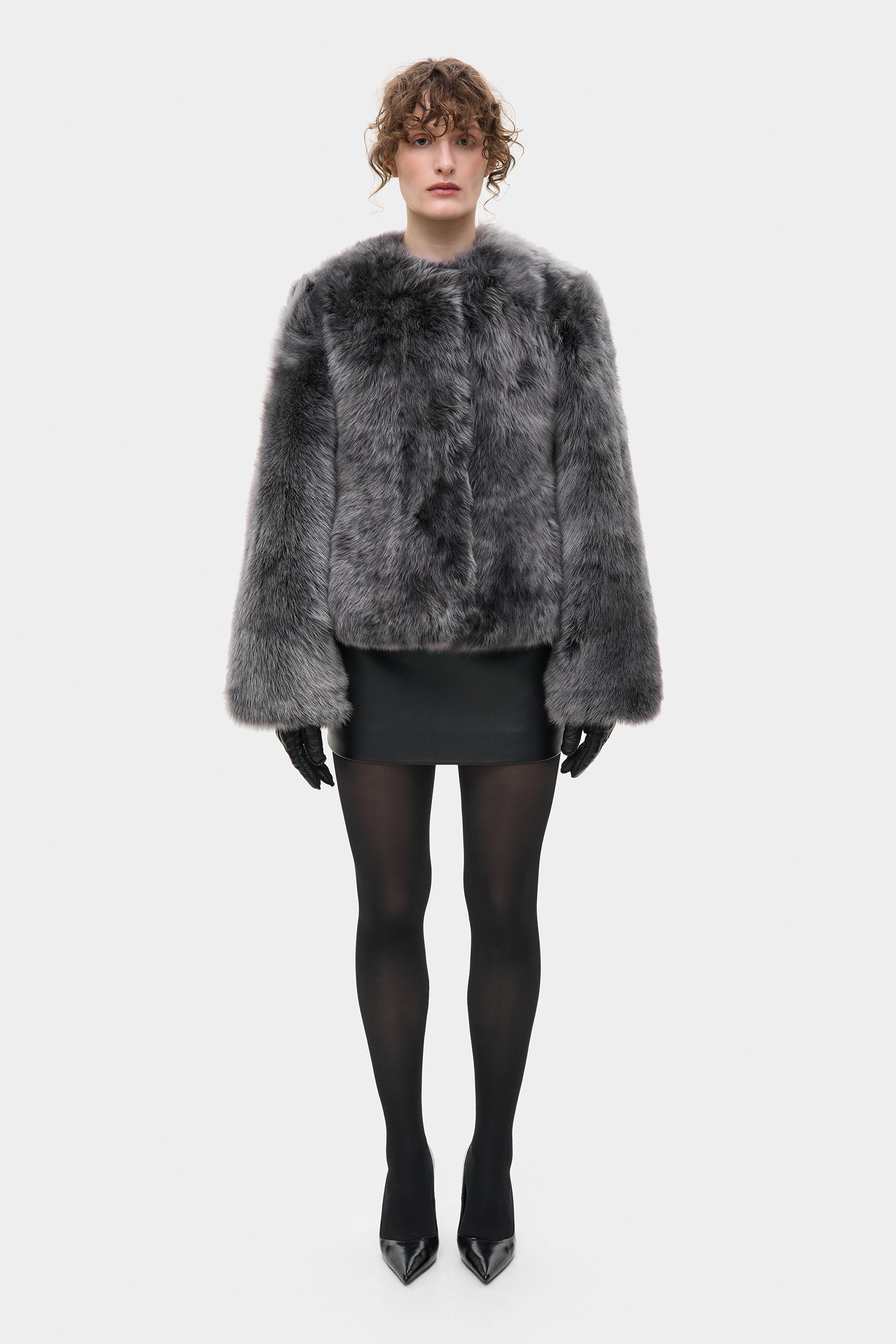 Short gray fur coat(007)