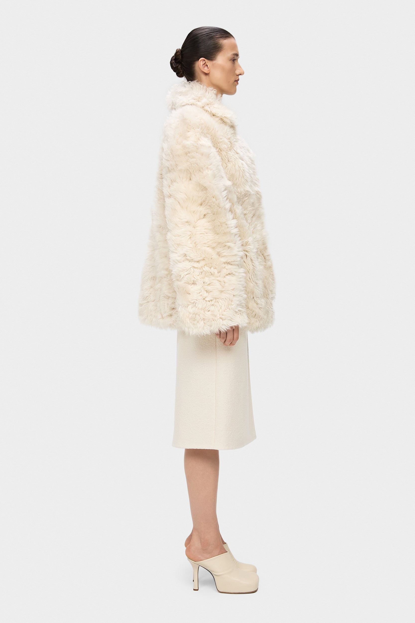 Margot short shearling coat (2222/4)