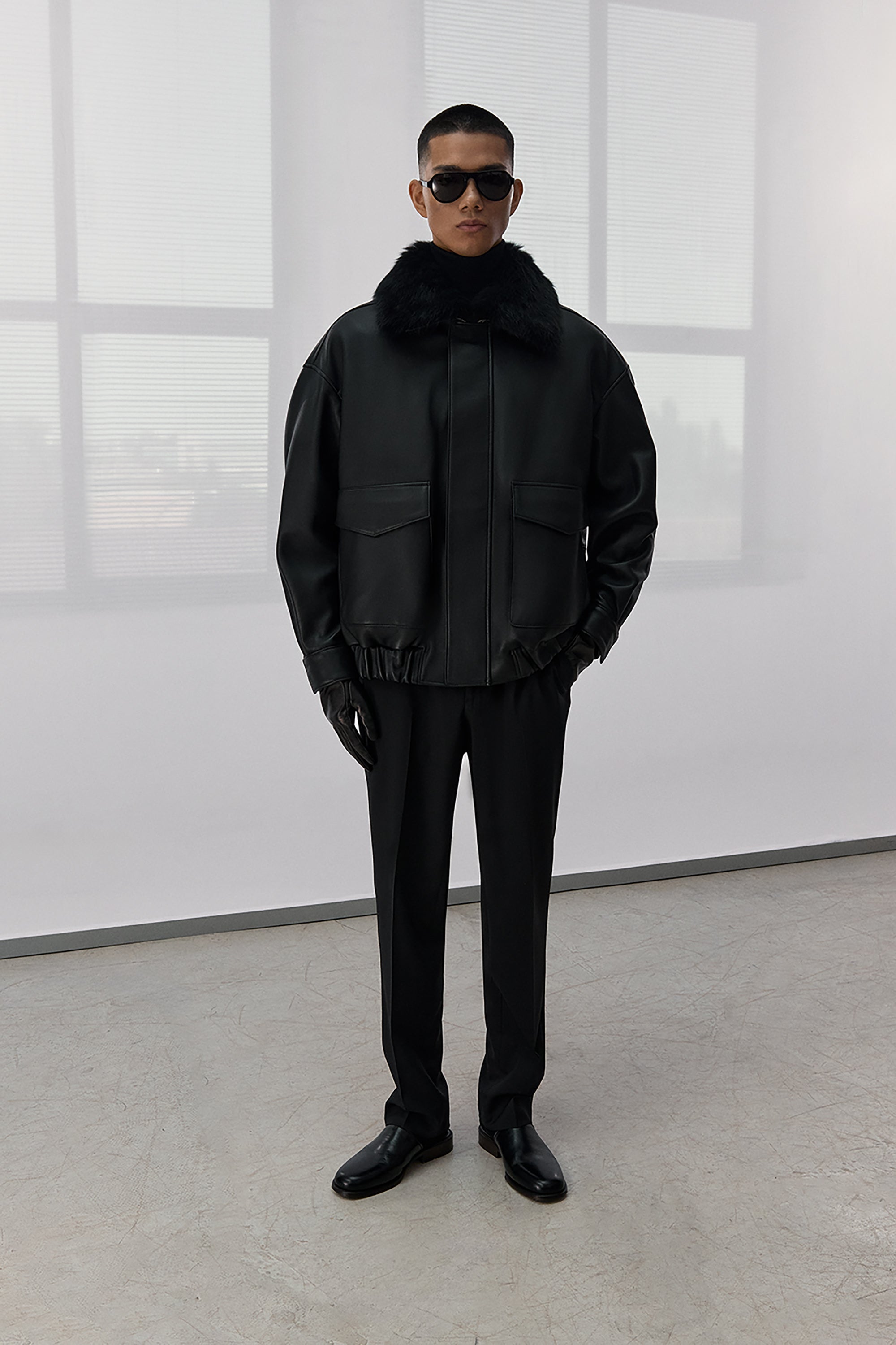 БОМБЕР ДЖЕКСОН ЧОРНИЙ(FW26.8.1)