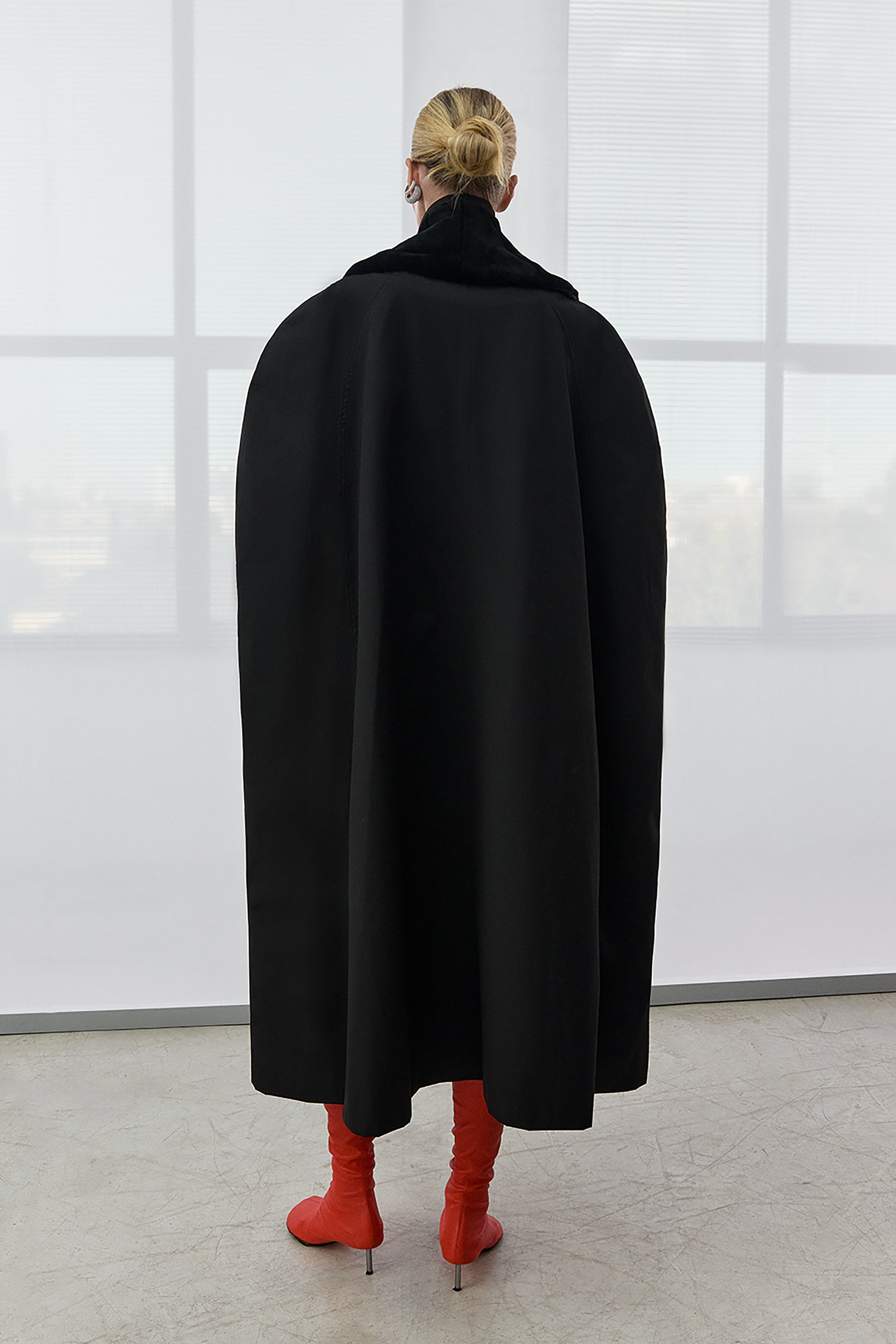 ASTER CAPE TRENCH COAT(FW26.1.1)