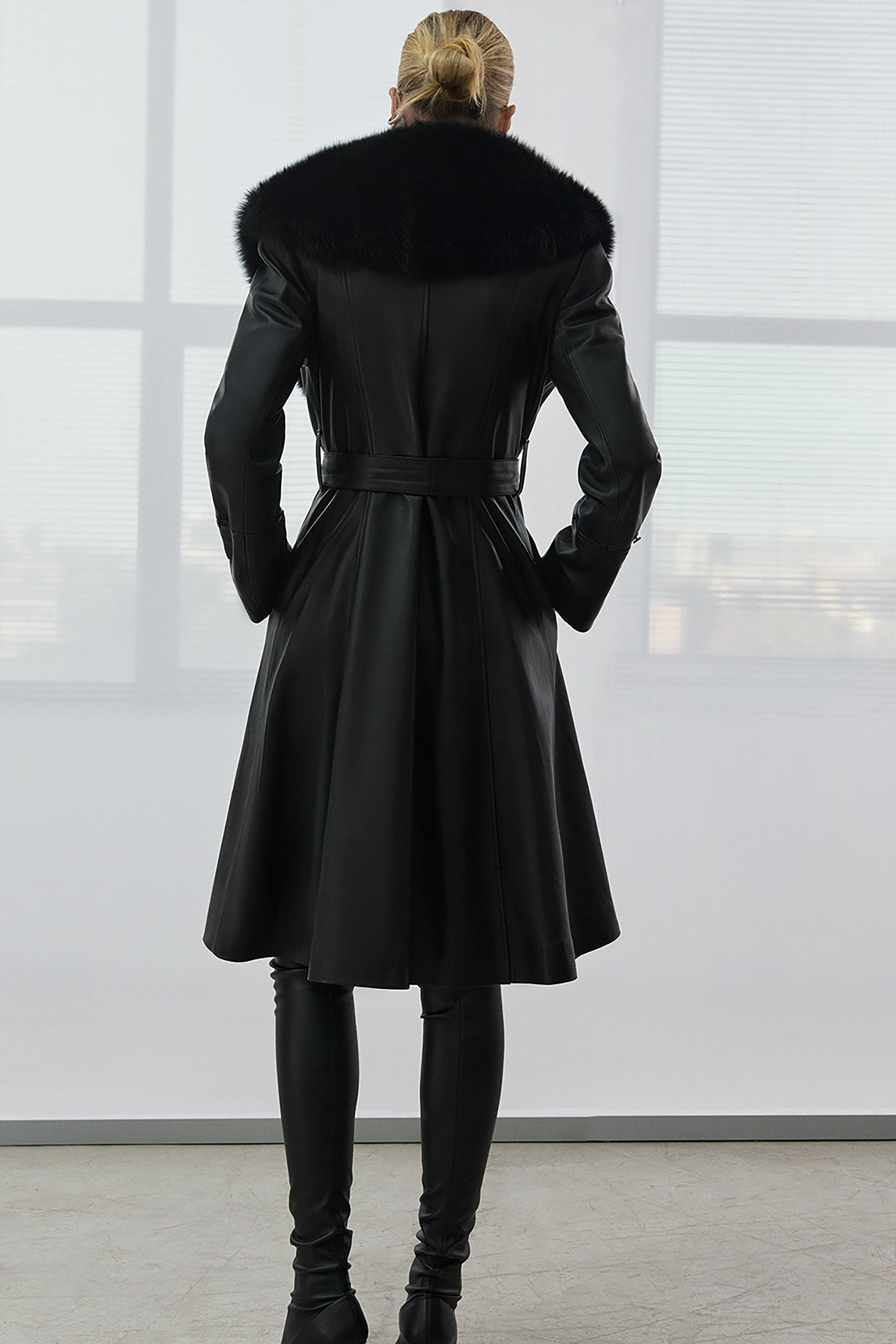 NOELLE UPCYCLED FUR-TRIMMED COAT(FW26.2.1-3)