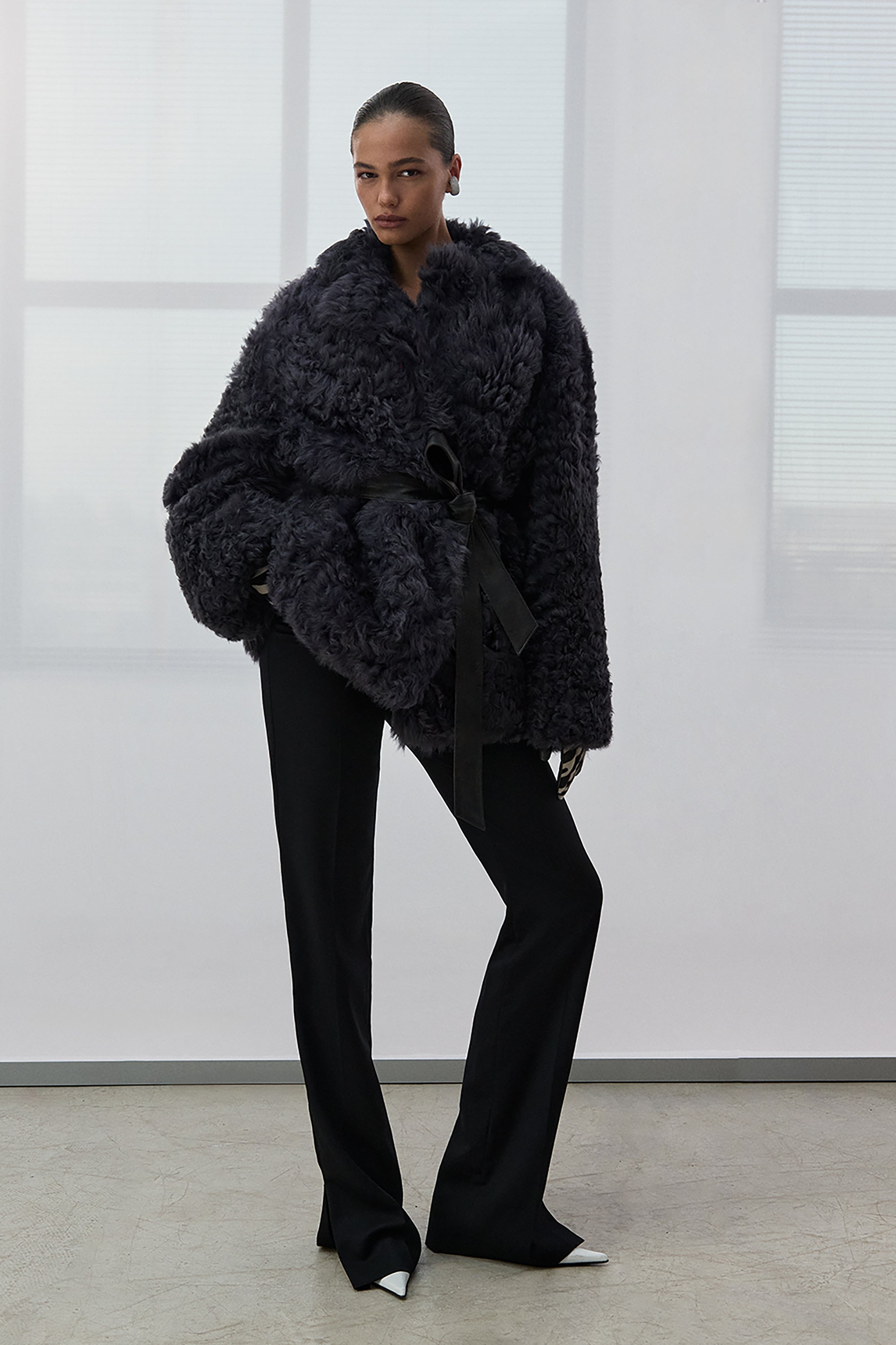 RENEE SHORT SHEARLING COAT(FW26.25.8)