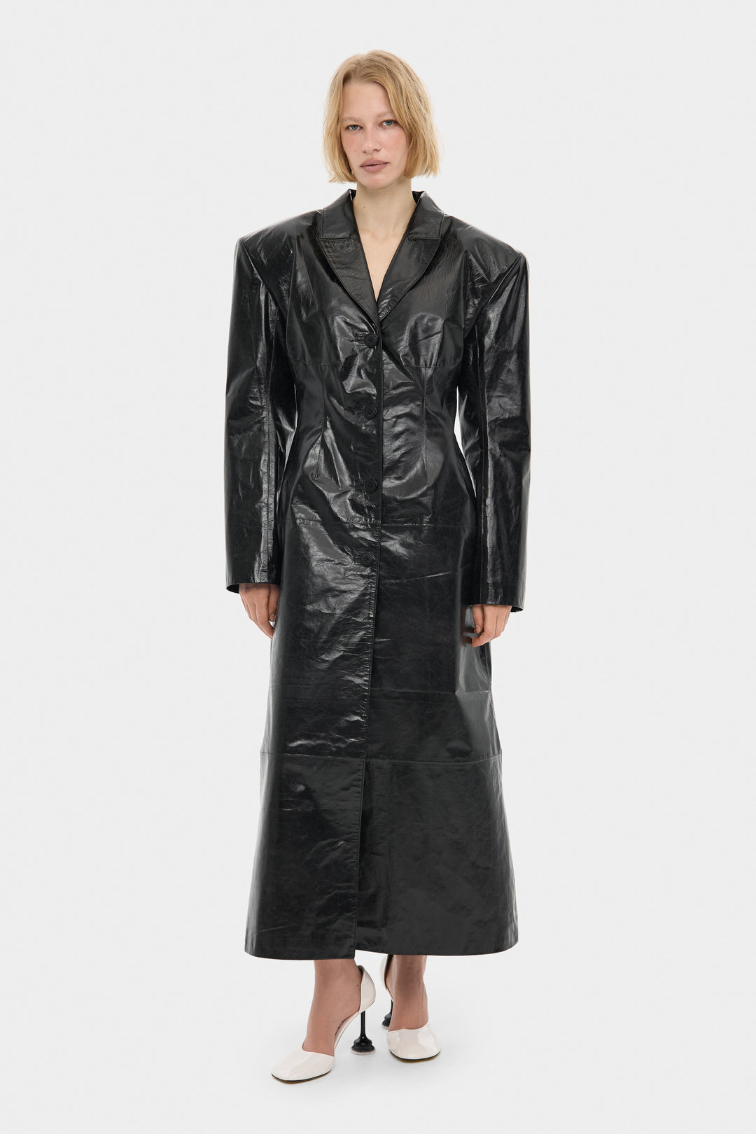 GIA SILHOUETTED LEATHER COAT IN VOID BLACK