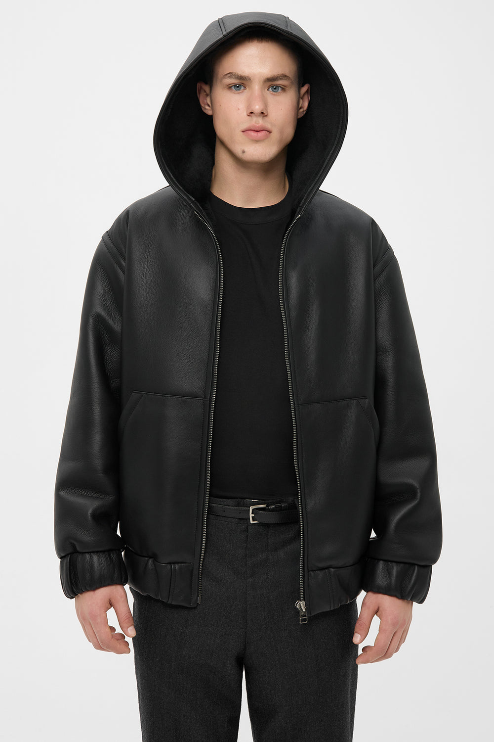 MERINO SHEARLING HOODED JACKET IN BLACK