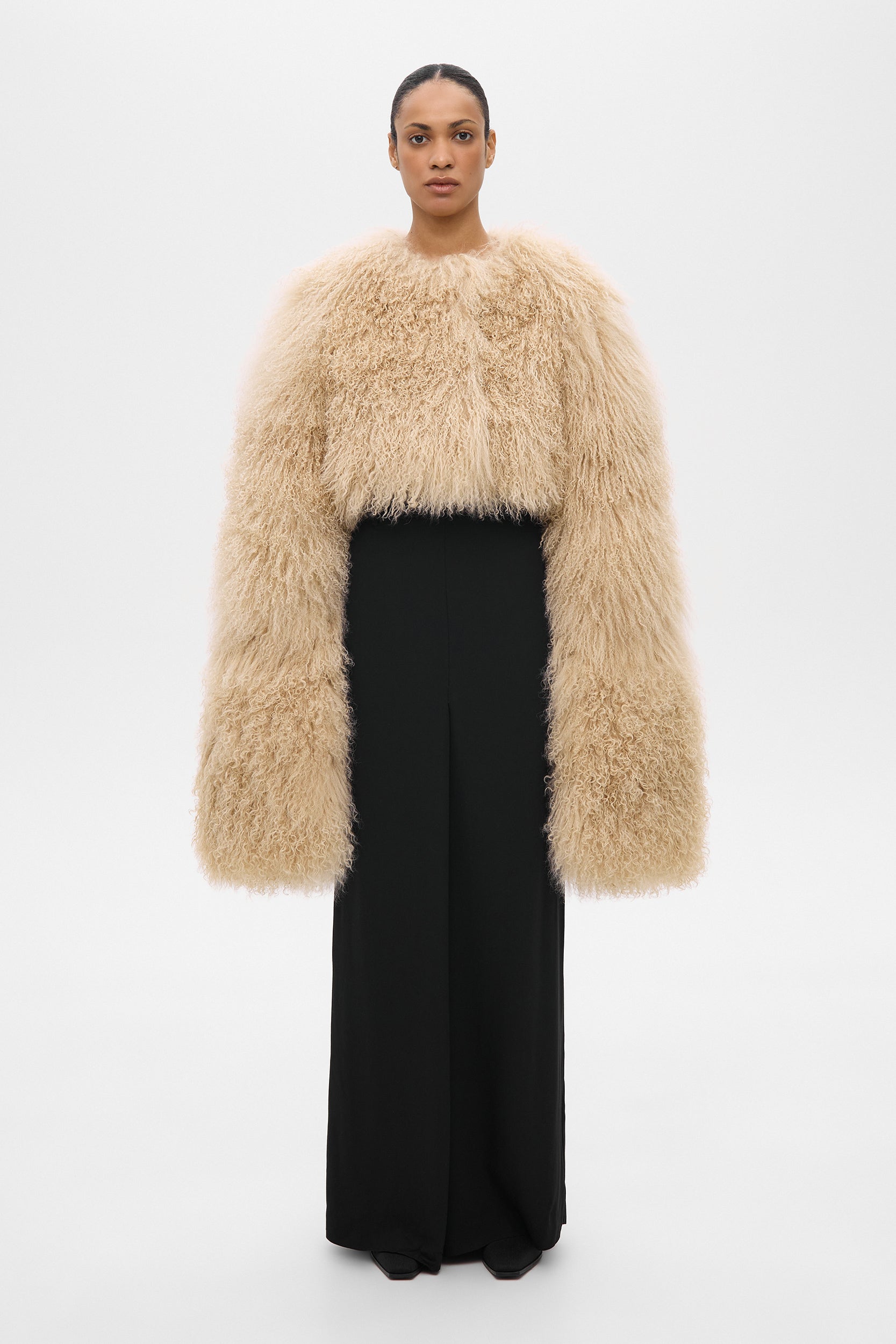 HANNAH SHEARLING CAPE COAT IN BEIGE (2217/3)