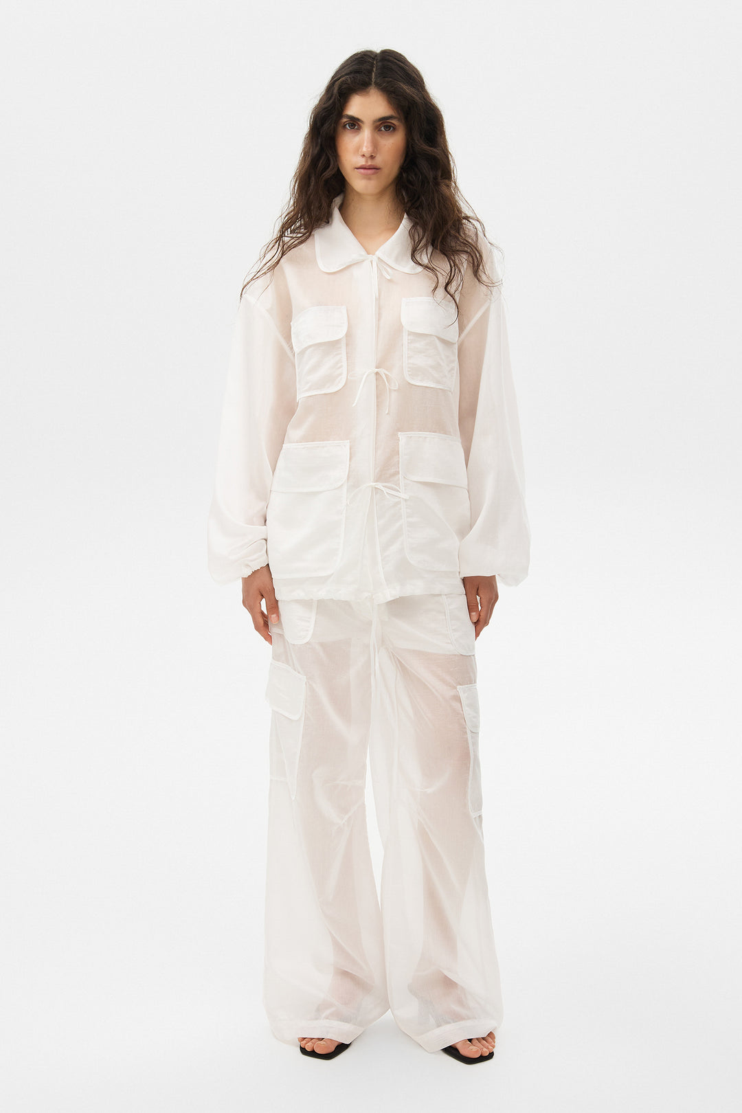 SALI BATISTE CARGO PANTS IN WHITE