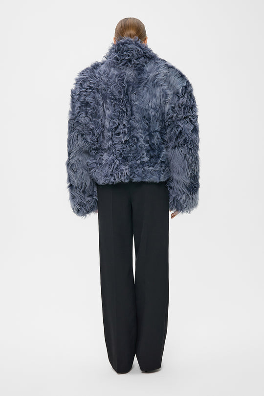 SAMANTHA CROPPED SHEARLING COAT WITH WIDE SHOULDERS IN CLOUDBURST