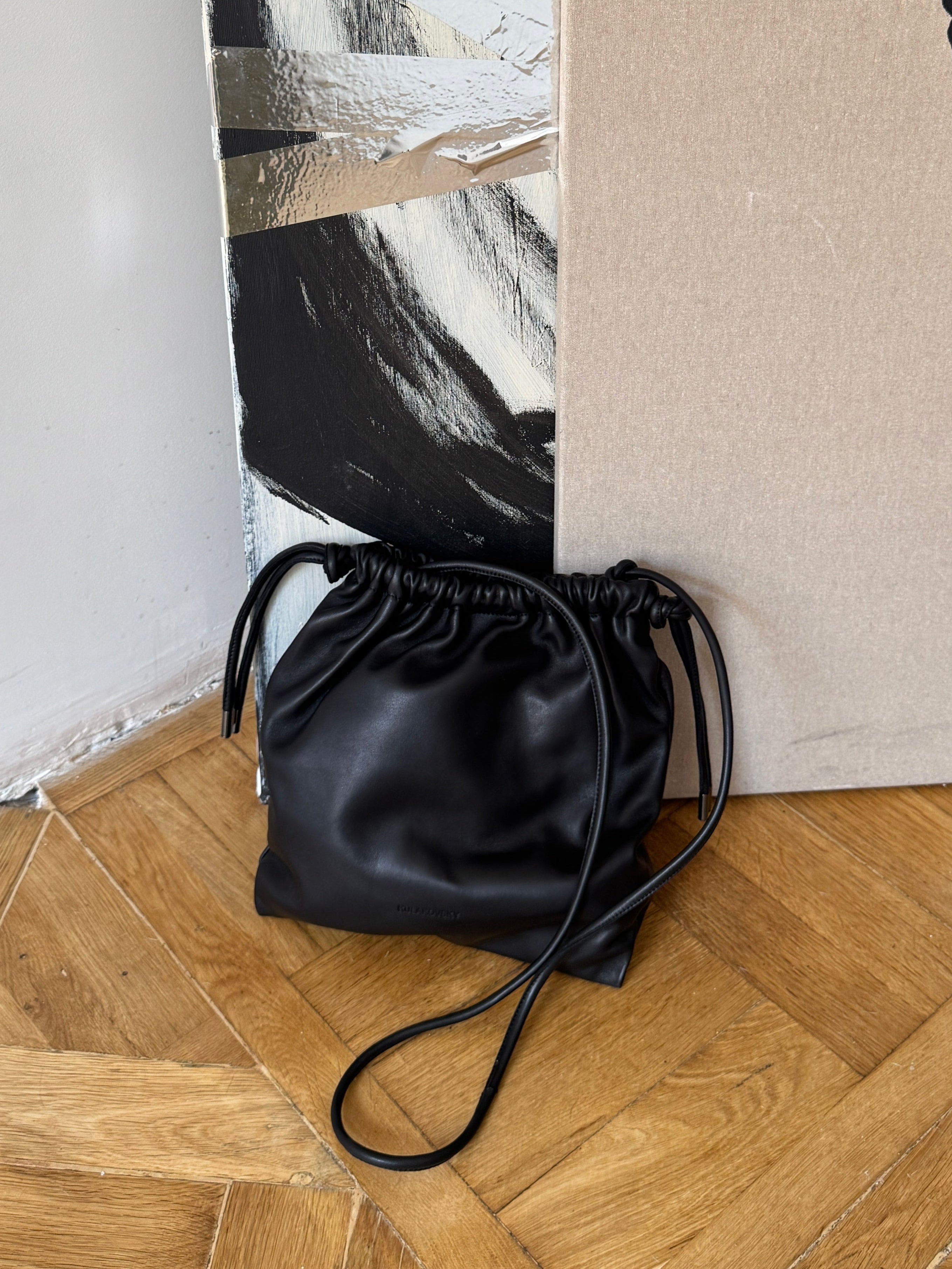 Emmy pouch bag