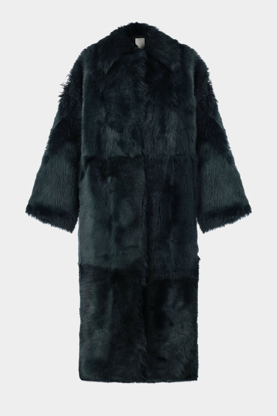 SIERRA TOSCANA SHEARLING COAT IN EMERALD GREEN