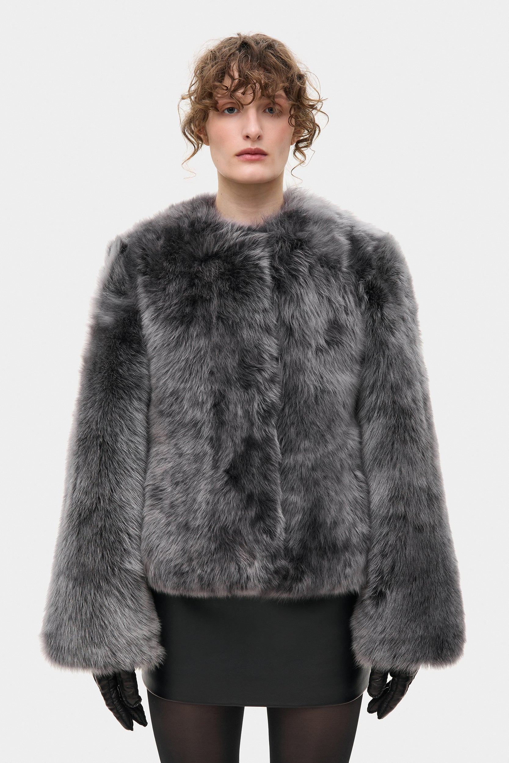 Short gray fur coat(007)