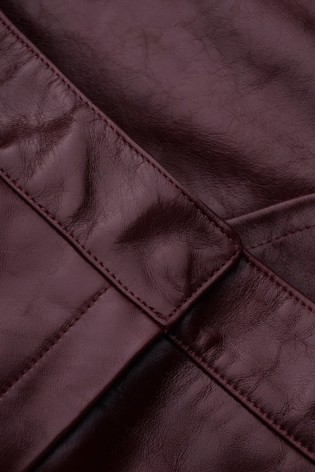 ALEX MINI LEATHER SKIRT IN MERLOT