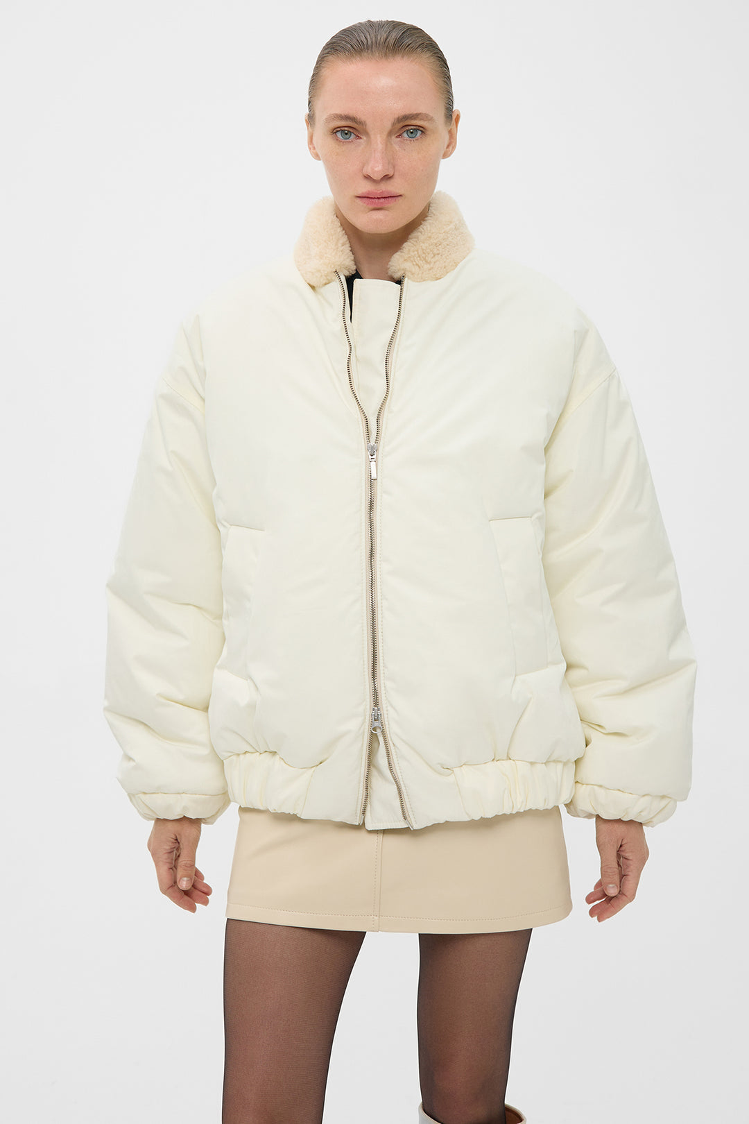 AARON PUFFER JACKET WITH SHEARLING COLLAR IN MILK