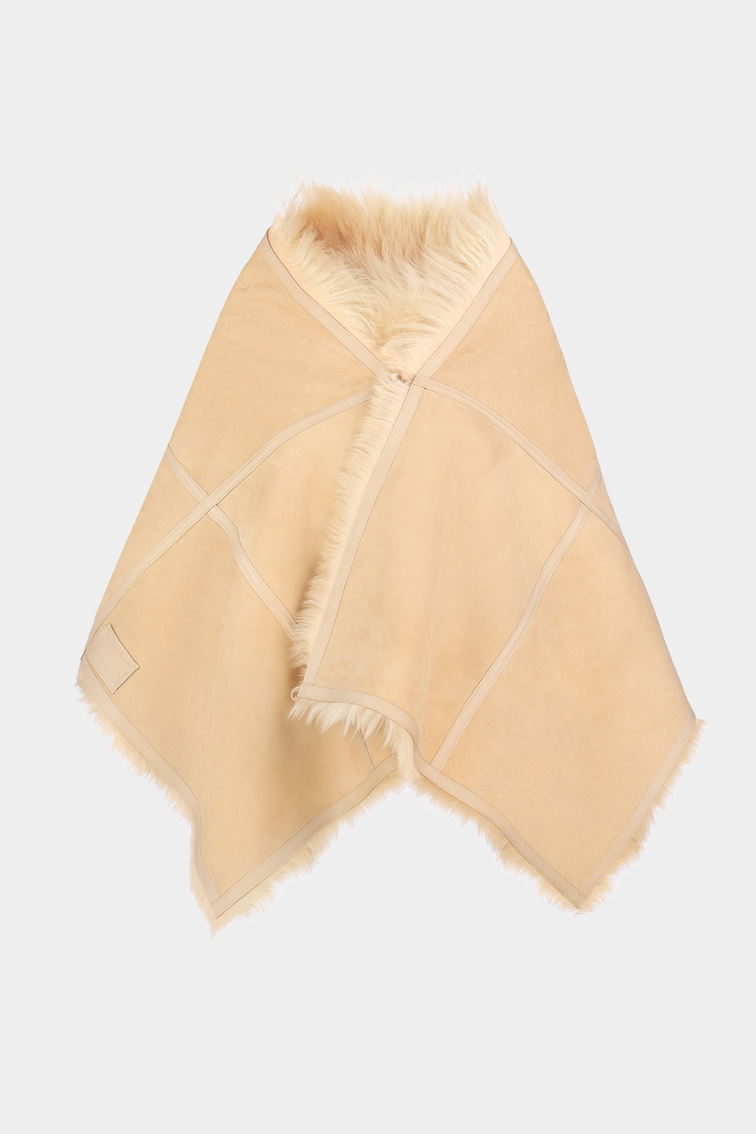 THEA DOUBLE-SIDED SHEARLING SCARF IN BEIGE