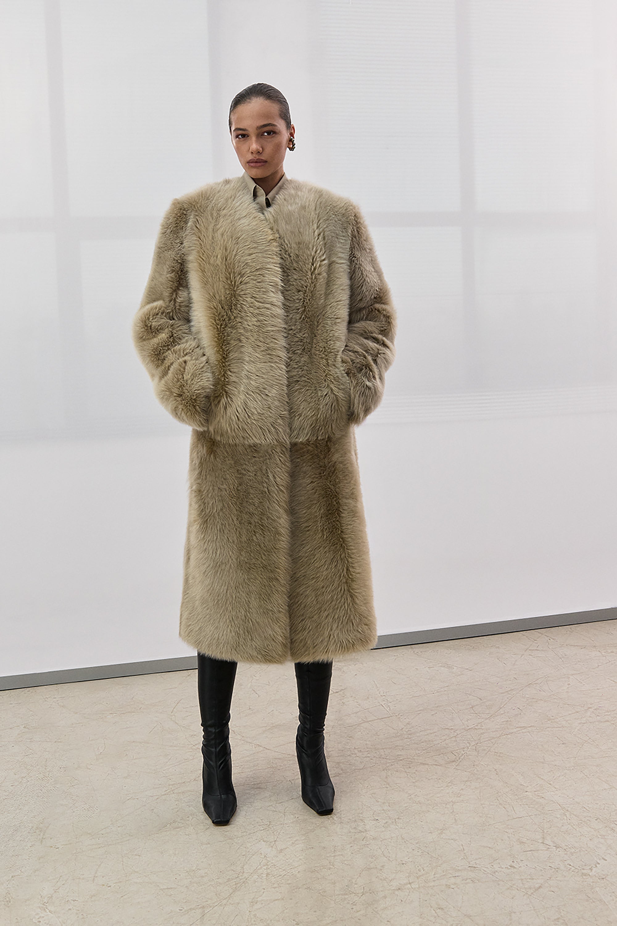 ROWAN SHEARLING COAT(FW26.21.9)
