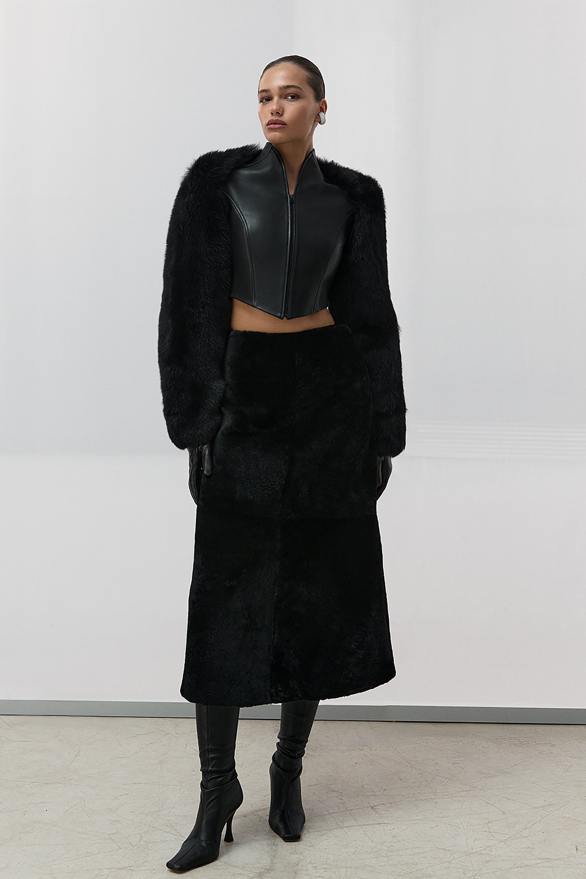 CLAIRE SHEARLING BOLERO COAT(FW26.32.1)