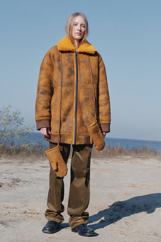OVERSIZE BOMBER IN AGED SHEARLING
