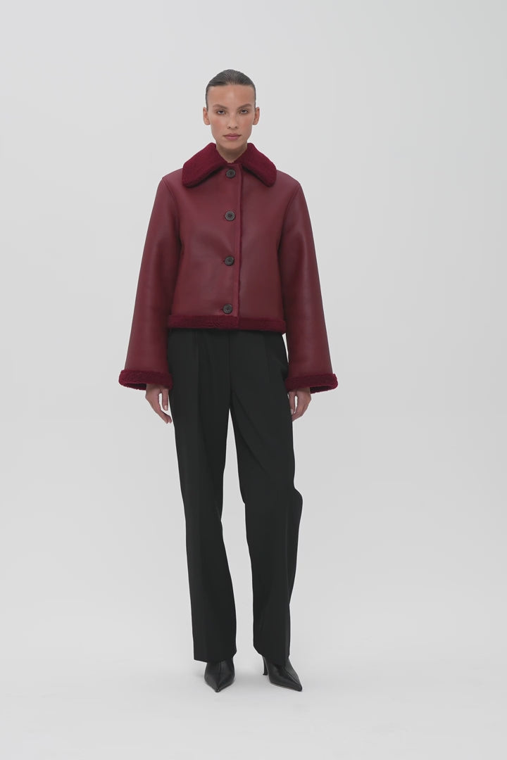 JOANNA CROPPED SHEARLING JACKET IN WINE RED