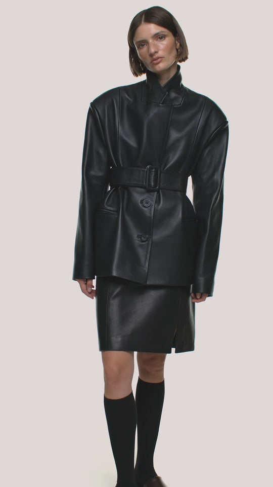 AMBITION OVERSIZED BELTED JACKET IN BLACK