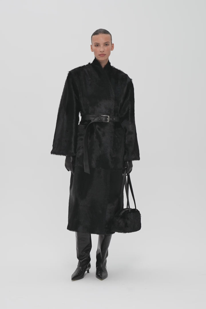 RIN CAVALLINO SHEARLING COAT IN OBSIDIAN BLACK