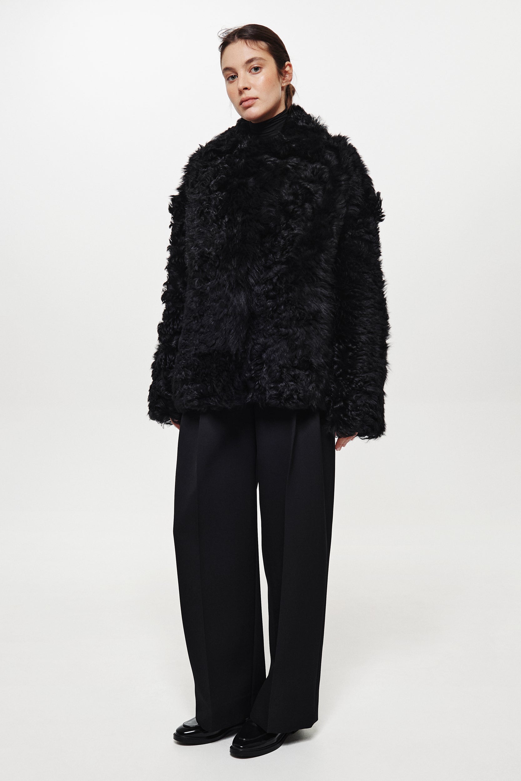 Short shearling coat