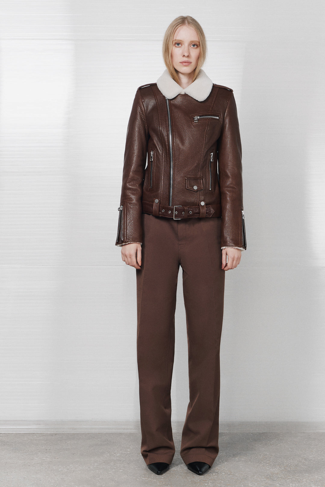 CLASSIC SHEARLING JACKET