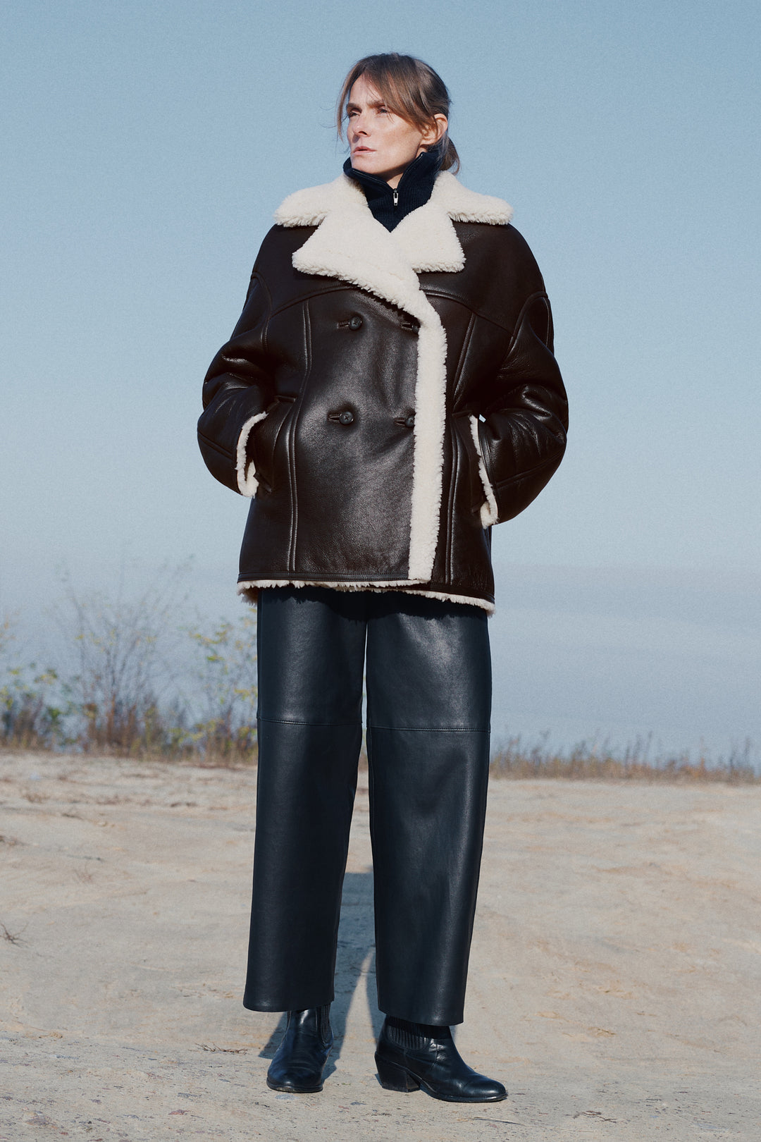 DOUBLE-BREASTED SHEARLING JACKET