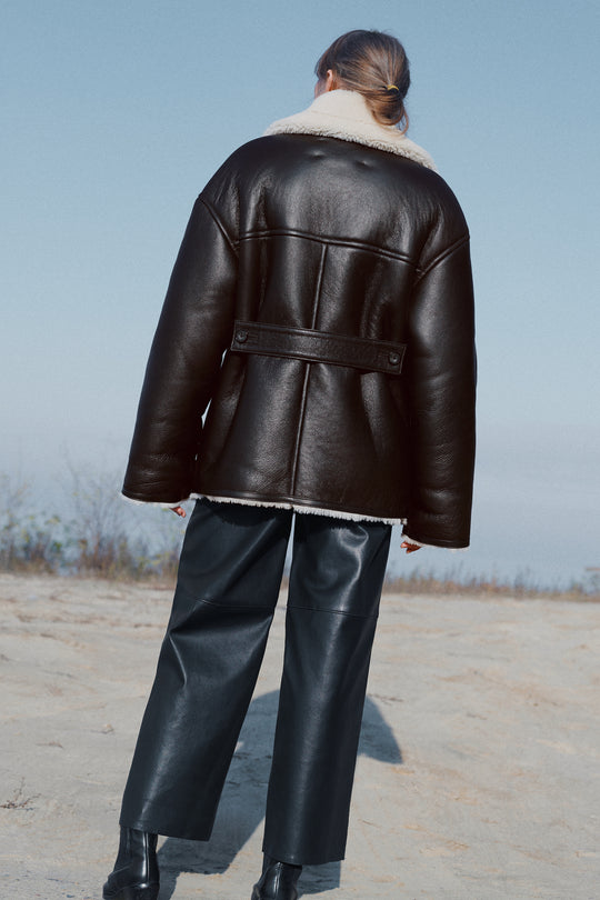 DOUBLE-BREASTED SHEARLING JACKET
